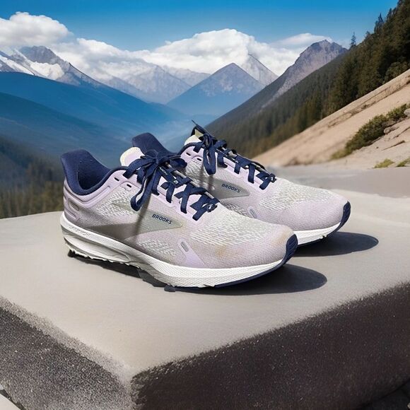 Brooks Launch 9 Purple Women's Running Shoes Size 9.5B - Picture 1 of 16